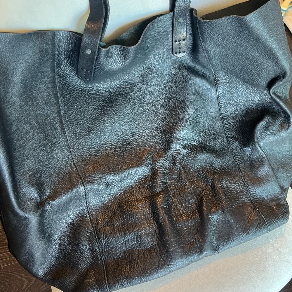 Ultra Soft Hand-Cut Lamb Leather Oversized Tote Bag - Black (Used)